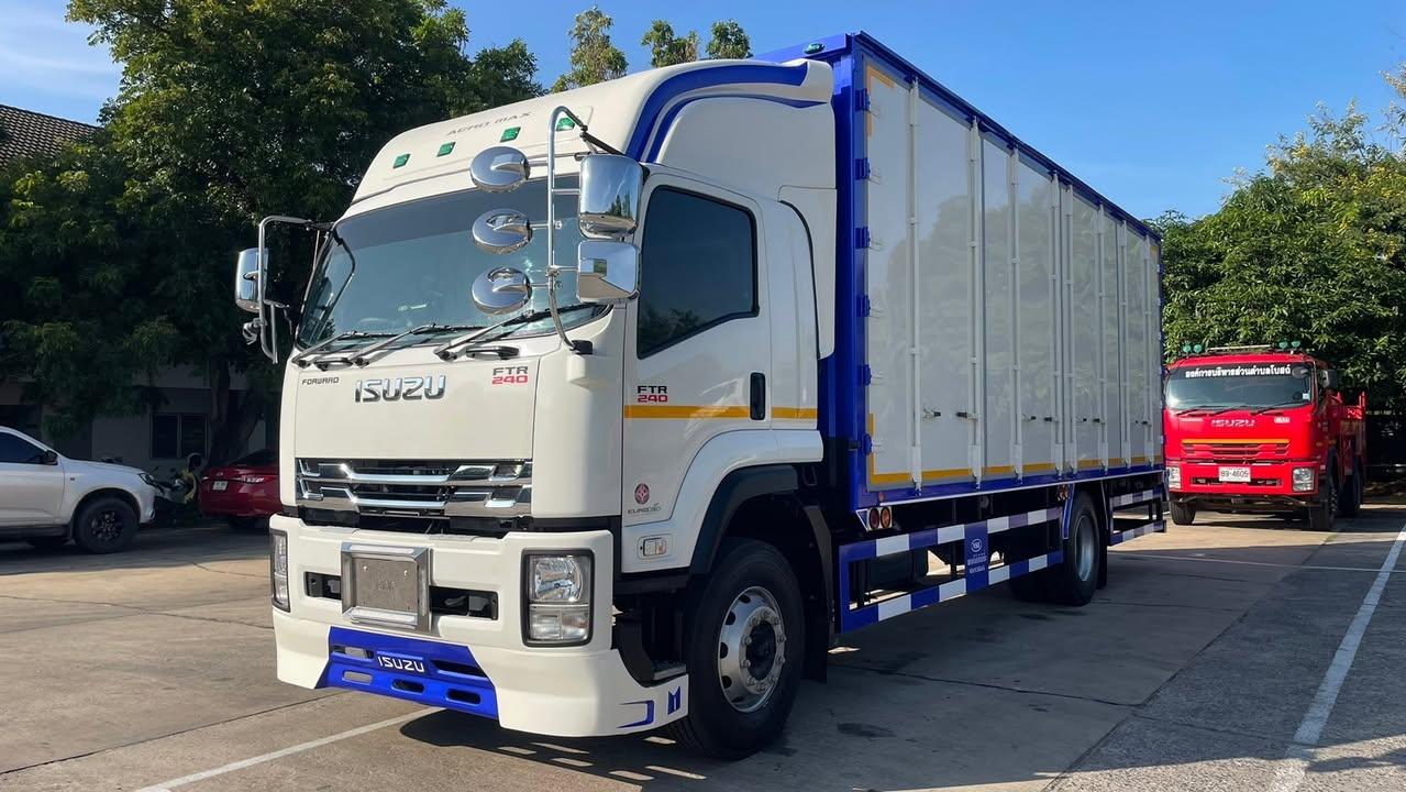 ขายรถบรรทุกป้ายแดง